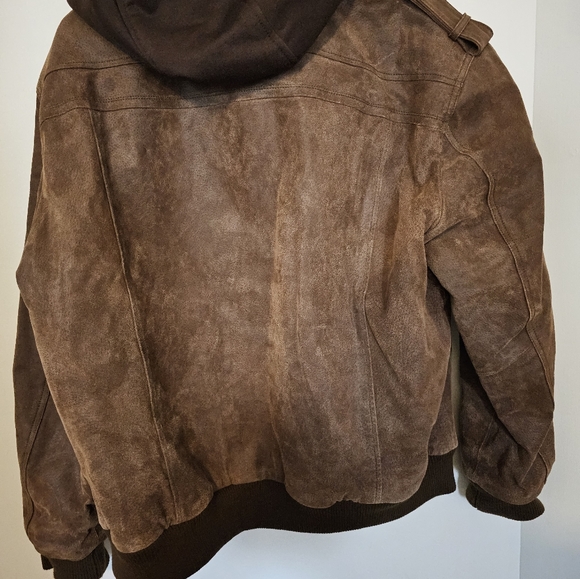 Leather jacket - Picture 4 of 4